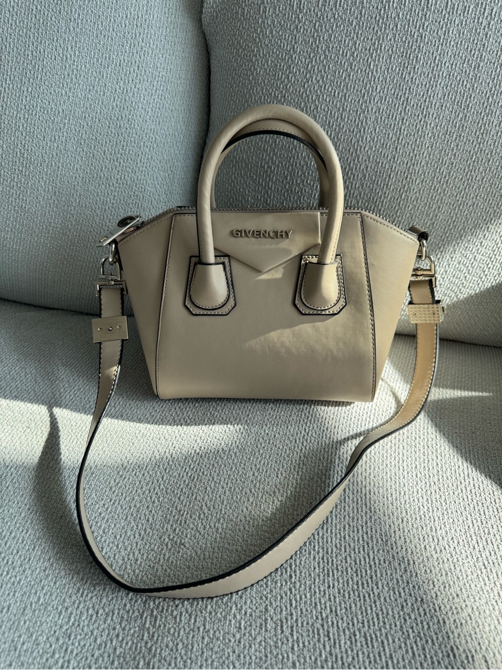 Givenchy mini Antigona satchel